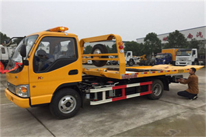 竹山哪里有拖车服务